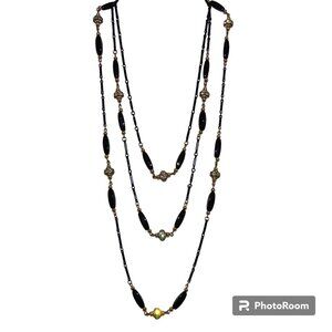 3 STRAND BLACK BEADS & RHONDEL NECKLACE